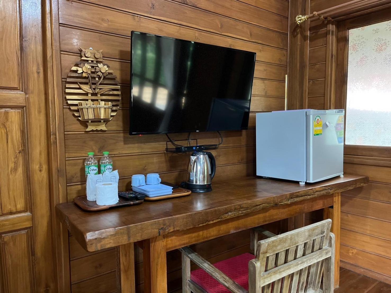 Denchai City Resort เด่นชัยซิตี้ รีสอร์ท Phrae Esterno foto